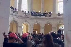معترضان آمریکایی ضد جنگ غزه وارد ساختمان کنگره شدند/ ویدئو 