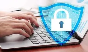 جریان ظاهراً مذهبی و انقلابی، با نفوذ در حلقه تصمیم‌گیری برای فضای مجازی، آن را نابود کرد

