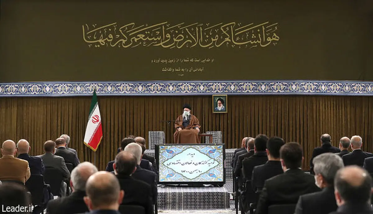  رهبر انقلاب: با دخالت مسئولین دولتی در فعالیتهای اقتصادی مخالفم/ این همه‌ حمایت از صنعت خودرو شده اما کیفیت خودرو خوب نیست، مردم نیز به حق اعتراض دارند


