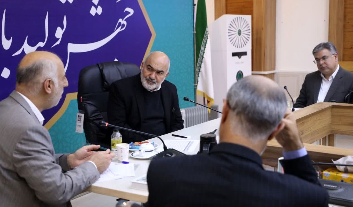 تدوین شیوهنامه مسئولیتهای اجتماعی کلید توسعه پایدار استان است
