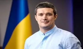 با یکی از مهمترین مهره‌های پشت پرده زلنسکی آشنا شوید/ ماجرای وزیر فناوری اوکراین و غول‌های فناوری جهان

