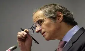 گروسی: قطع همکاری ایران با آژانس باعث افزایش تنش بین‌المللی می‌شود

