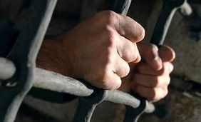 بازداشت یک چهره مشهور ایرانی در آمریکا