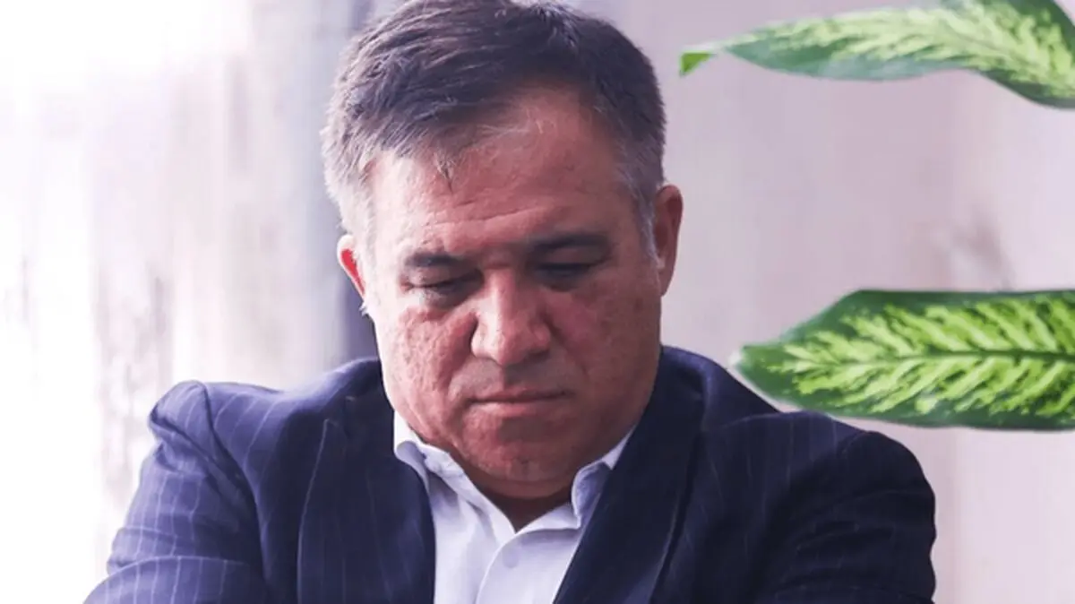 استقلال تاجرنیا شفاف نیست
