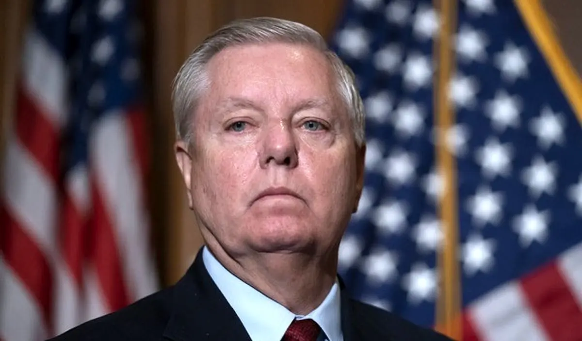 واکنش سناتور جنگ طلب جمهوری‌خواه به انتخاب سومین رهبری ایران

