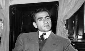 سفر در زمان؛ «محمدرضا پهلوی، فوزیه و شهناز» در محوطه سعدآباد؛ اوایل دهه 20/ عکس

