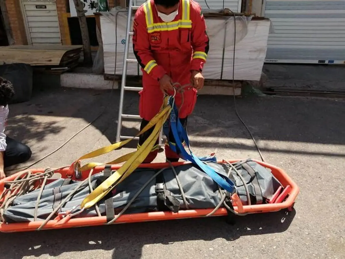 کابل برق جان سارق را در مشهد گرفت