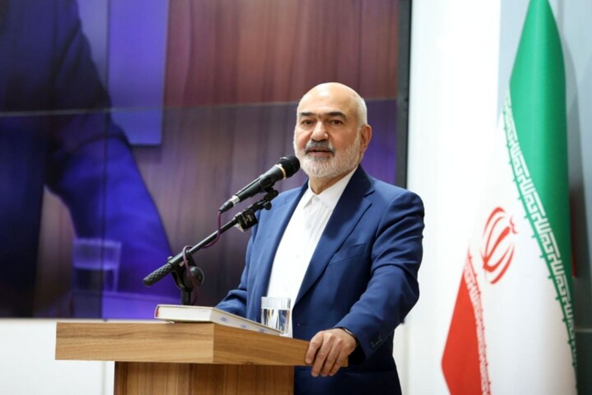 استاندار خوزستان: مطالبات بهحق کارکنان بهداشت و درمان خوزستان را پیگیری میکنم