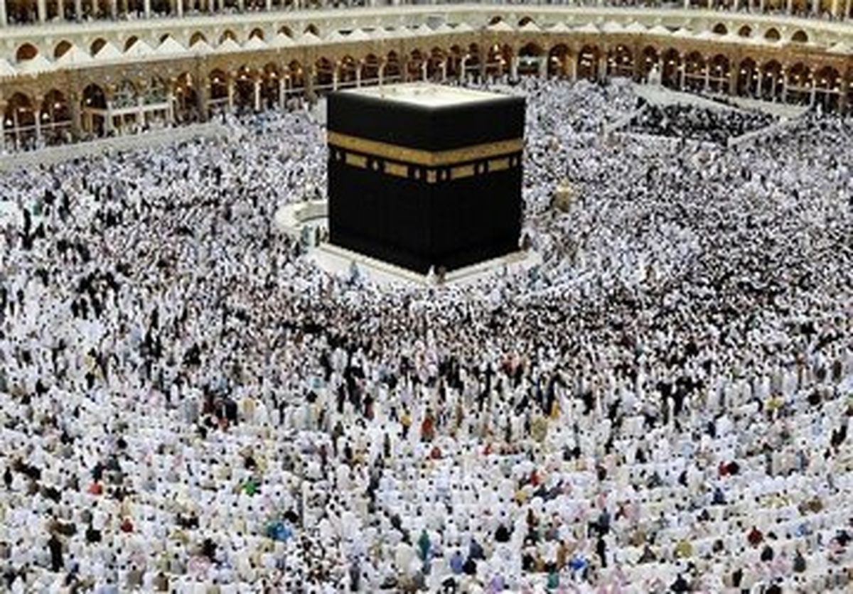 مسنترین حاجی امسال؛ زن ۱۳۰ ساله از الجزایر/ عکس