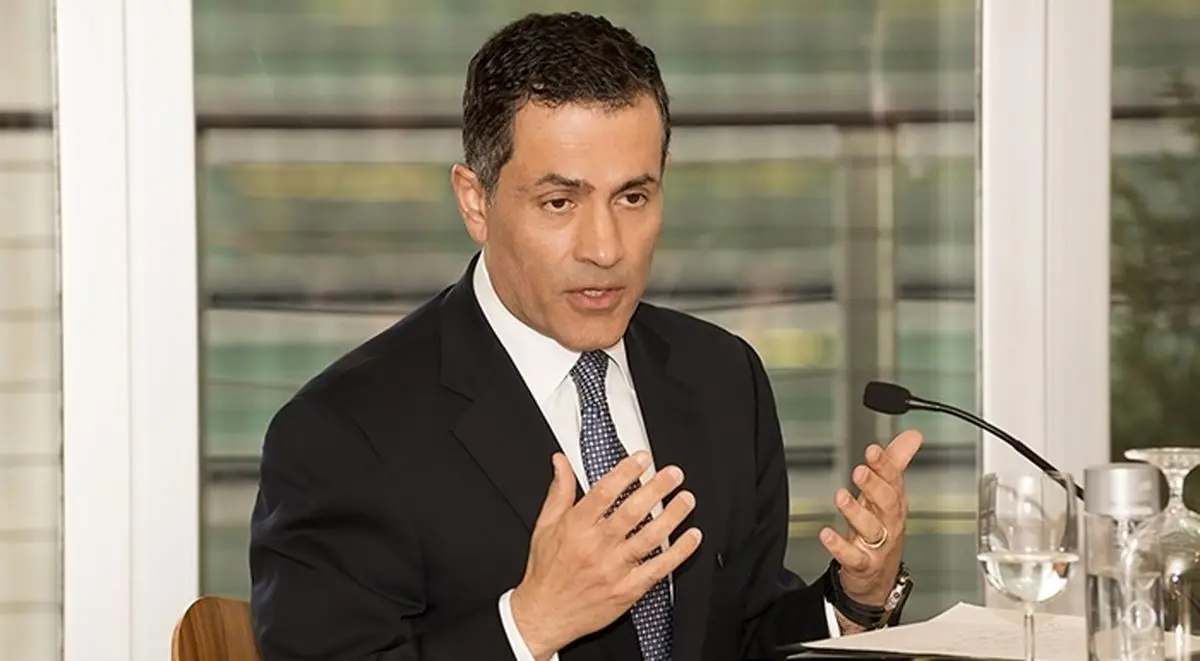  وزیر خارجه پاکستان برای جذب یک ضامن برای توافق احتمالی ایران و آمریکا، عازم چین است