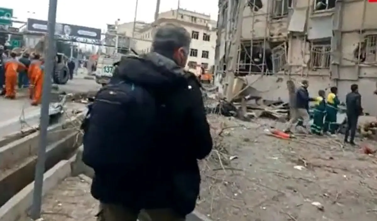 شهردار منطقه: اصابت در وسط اتوبان شهید باقری تهران سبب شهادت ۵ تن شد/ ۷ خودرو در آتش سوختند/ ویدئو