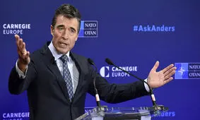 دبیرکل سابق ناتو مشاور زلنسکی شد

