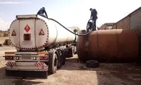 خرید و فروش گازوئیل ۷ هزار تومانی در بازار سیاه با تاخیر وزارت راه و شهرسازی در اجرای یک قانون/ ویدئو
