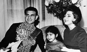 سفر در زمان؛ «اردشیر زاهدی و شهناز پهلوی» در لباس عروس و دامادی؛ سال 1336/ عکس
