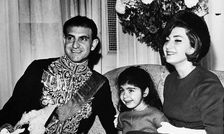 سفر در زمان؛ «اردشیر زاهدی و شهناز پهلوی» در لباس عروس و دامادی؛ سال 1336/ عکس
