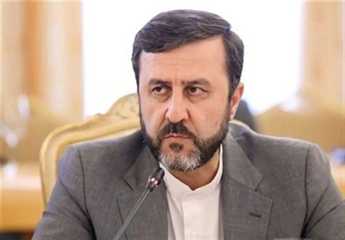 غریب آبادی: تنگه هرمز از فردا باز نمی‌شود؛ مسیر جدید مانند اتوبان رفت و برگشت است