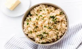 طرز تهیه سیر پلویِ خوش طعم و عطرِ اصیل ایرانی

