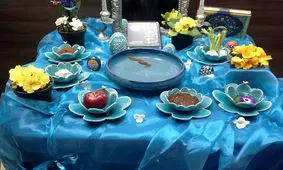 تزیین سفره هفت سین با رنگ فیروزه ای