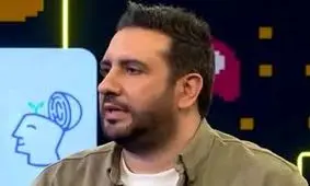 ماجرای علاقه شدید امید حاجیلی به یک خانم فاش شد/ عشقی که خاتمه یافته اما پایان نیافته/ ویدئو