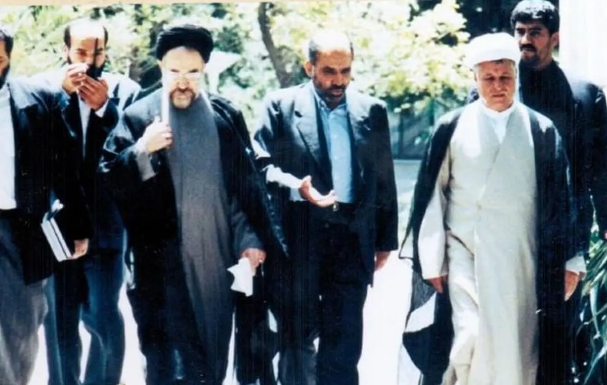 هاشمی رفسنجانی: با خاتمی در مورد پیام اخیر بیل کلینتون مذاکره کردیم


