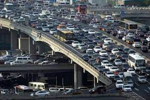 رکورد ترافیک تهران در سال ۱۴۰۰ شکسته شد؛ ۱۷۰۰ کیلومتر ترافیک