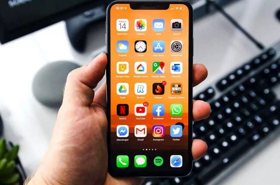 کدام مدل‌های آیفون‌ iOS 19 را دریافت می‌کنند؟