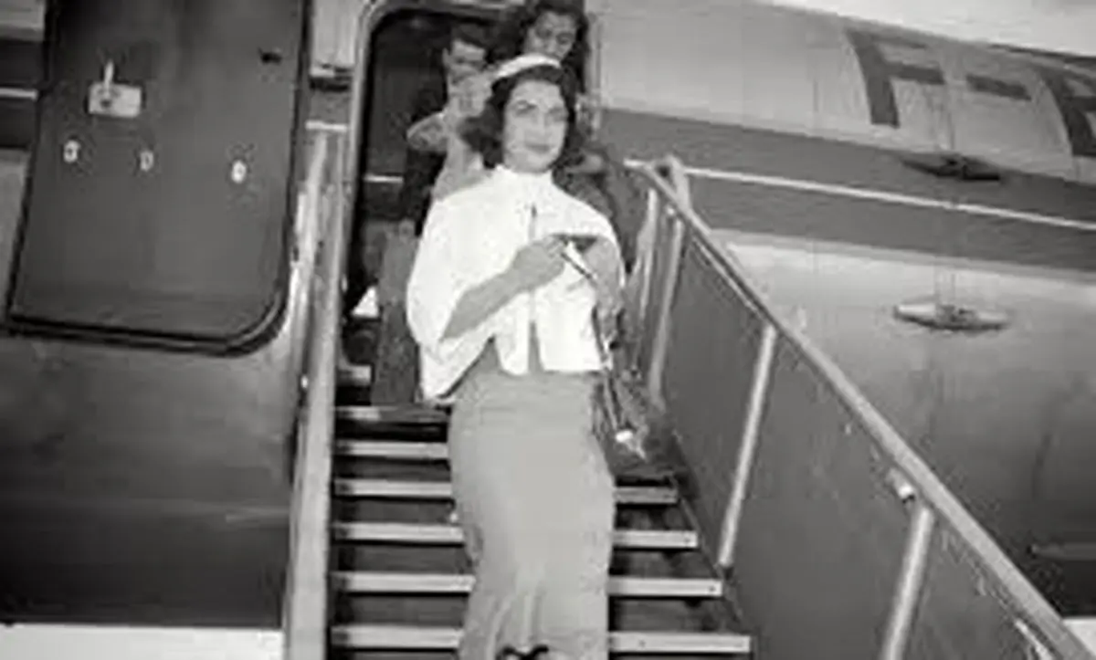 سفر در زمان؛ «اشرف پهلوی» در کنار «قدبلندترین مرد ایران»؛ سال 1330 