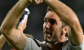 بوفون بالاخره بازنشسته می شود