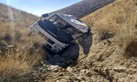 اعلام دلیل سقوط مینی‌بوس به دره در اتوبان خرازی/ تعداد فوتی‌ها مشخص شد