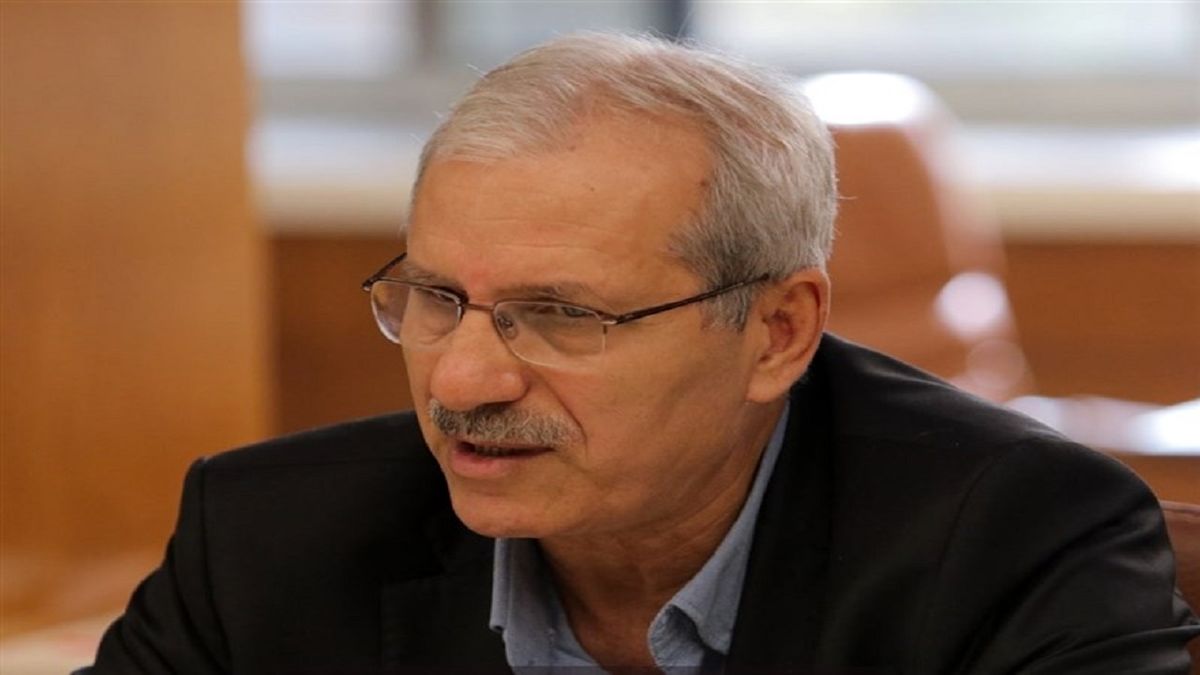 نصیرزاده: برخی میخواهند پشت میز امتیاز بگیرند نه در زمین بازی!