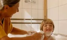 قانون قدیمی مادربزرگ‌ها درباره شستشوی پوست پشتوانه علمی دارد