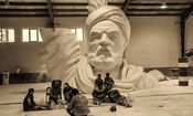 نصب مجسمه حکیم ابوالقاسم فردوسی در توس امکان‌پذیر است
