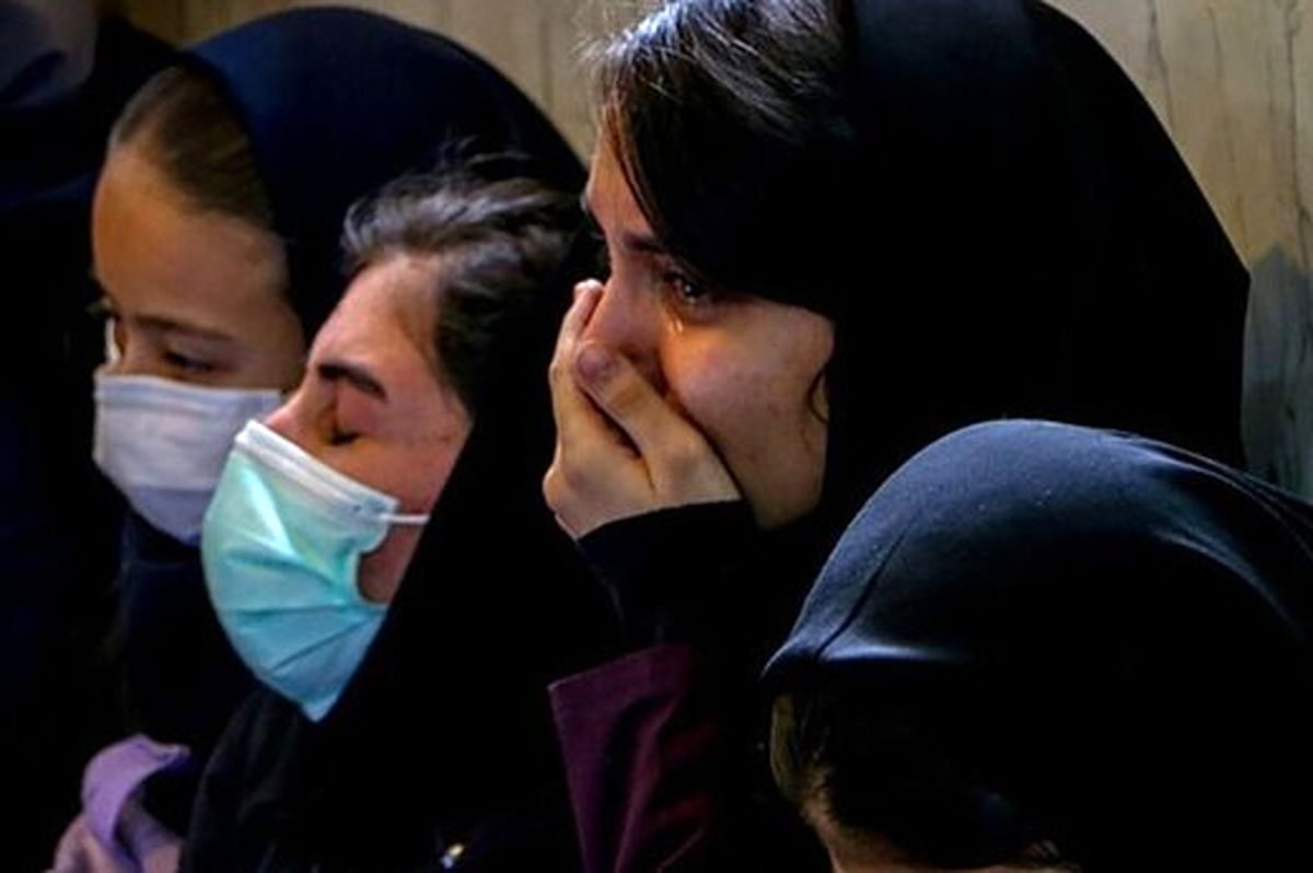 چرا مقامات قبل از رهبری اقدام به کاهش نگرانی جامعه درباره مسمومیتها نکردند؟