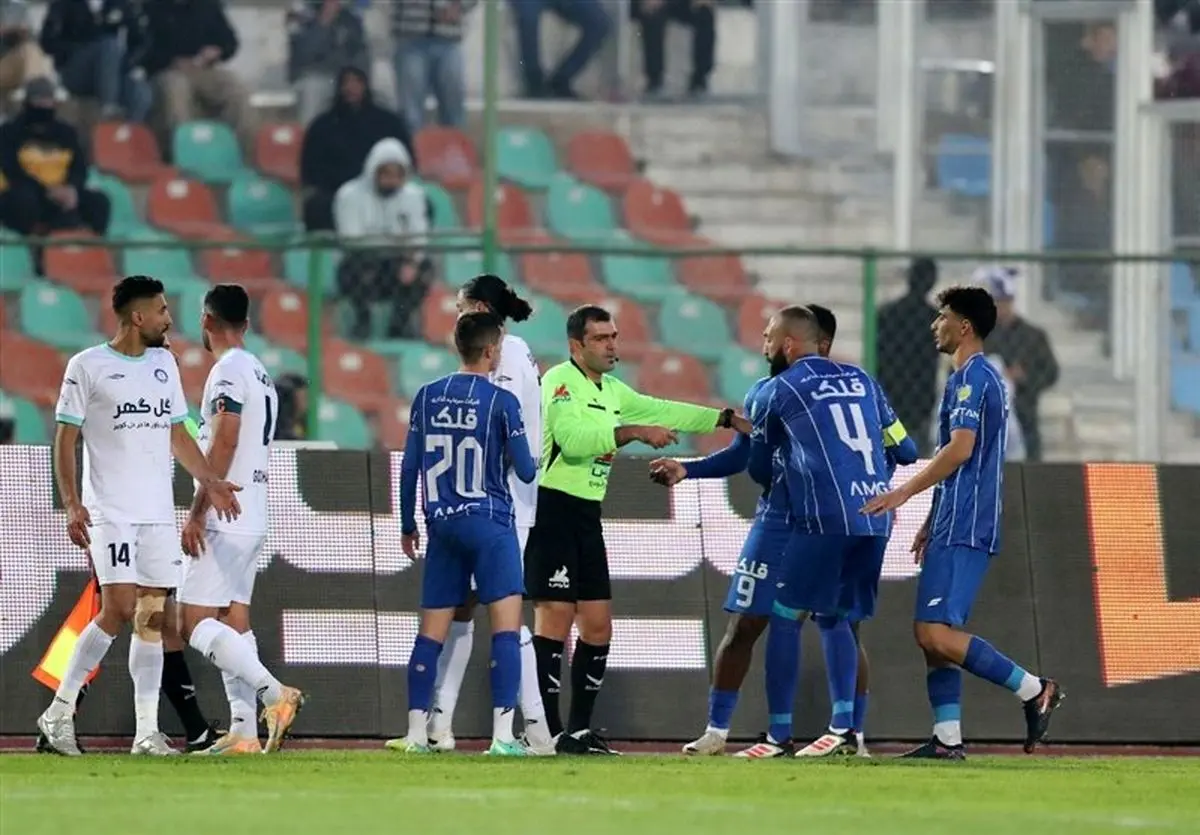 استقلال به گل‌گهر باخت و از مدعیان عقب ماند