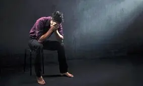 خشونت علیه مردان؛ از تهدید با چاقو تا کتک خوردن/ آقایان چگونه پیگیری کنند؟