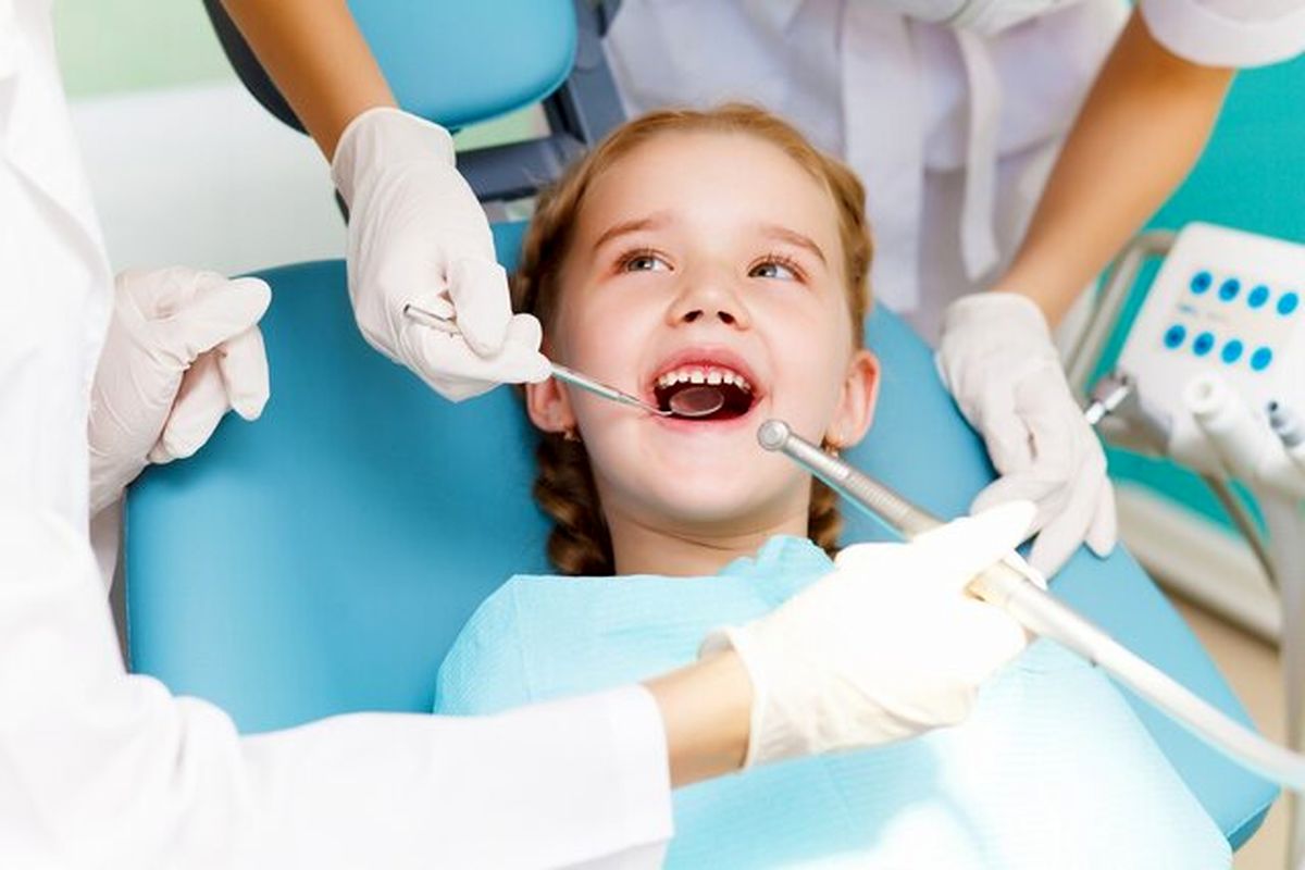 رنگ دندان چه چیزهایی درباره سلامت می‌گوید؟