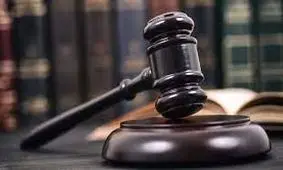 محاکمه زن وکیل و 10 مرد در دادگاه کرج