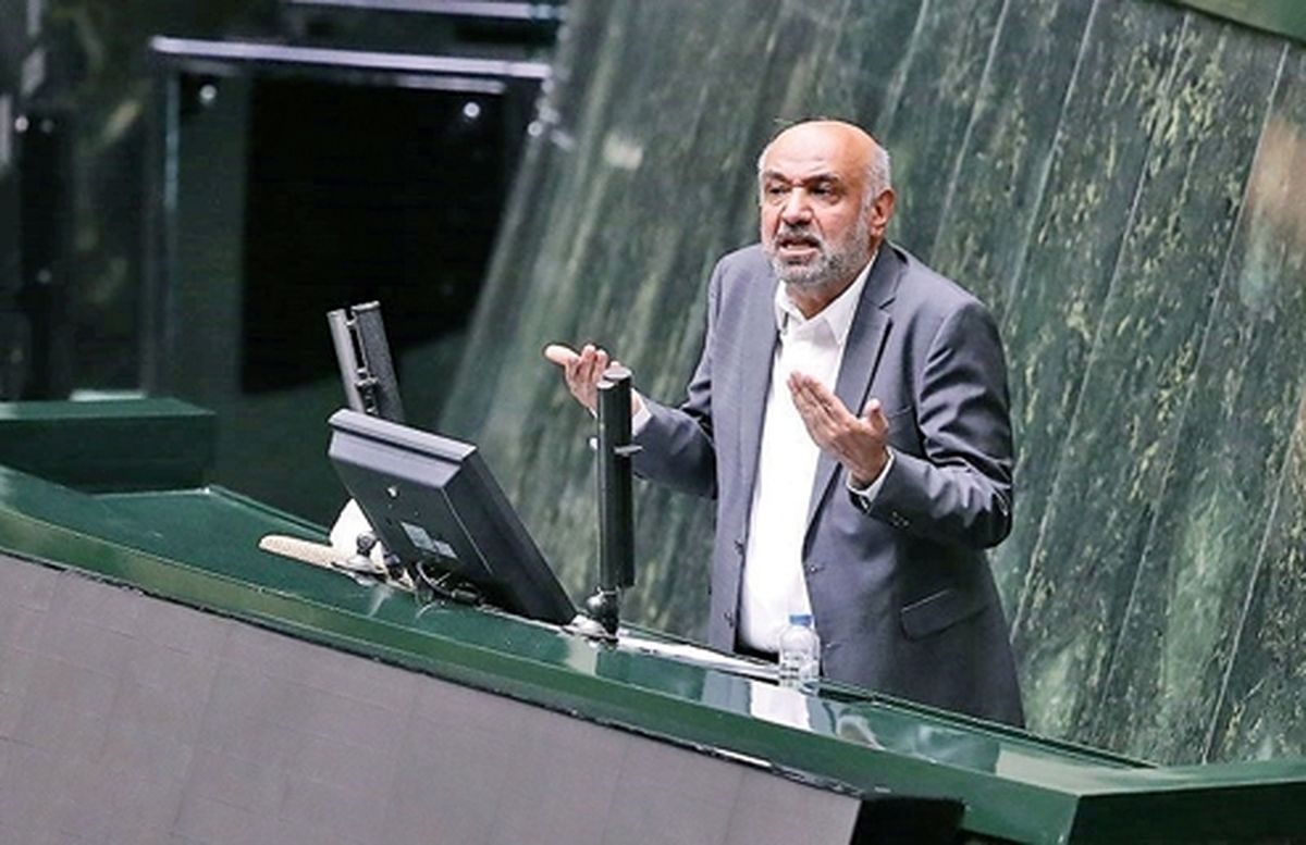  اتهامات به خاطر جابجایی افرادیست که بعد از شهادت شهید رئیسی تا استقرار دولت جدید، منصوب شدند/ به عنوان یک وزیر اجازه نداشته باشم در شرکت فولاد خراسان بازرس بفرستم بهتر است که این وزارت پابرجا نباشد/ ویدئو 