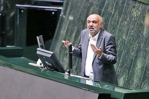 اتهامات به خاطر جابجایی افرادیست که بعد از شهادت شهید رئیسی تا استقرار دولت جدید، منصوب شدند/ به عنوان یک وزیر اجازه نداشته باشم در شرکت فولاد خراسان بازرس بفرستم بهتر است که این وزارت پابرجا نباشد/ ویدئو