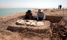 خشکسالی، پرده از ۴۰ گور ۲۰۰۰ ساله برداشت
