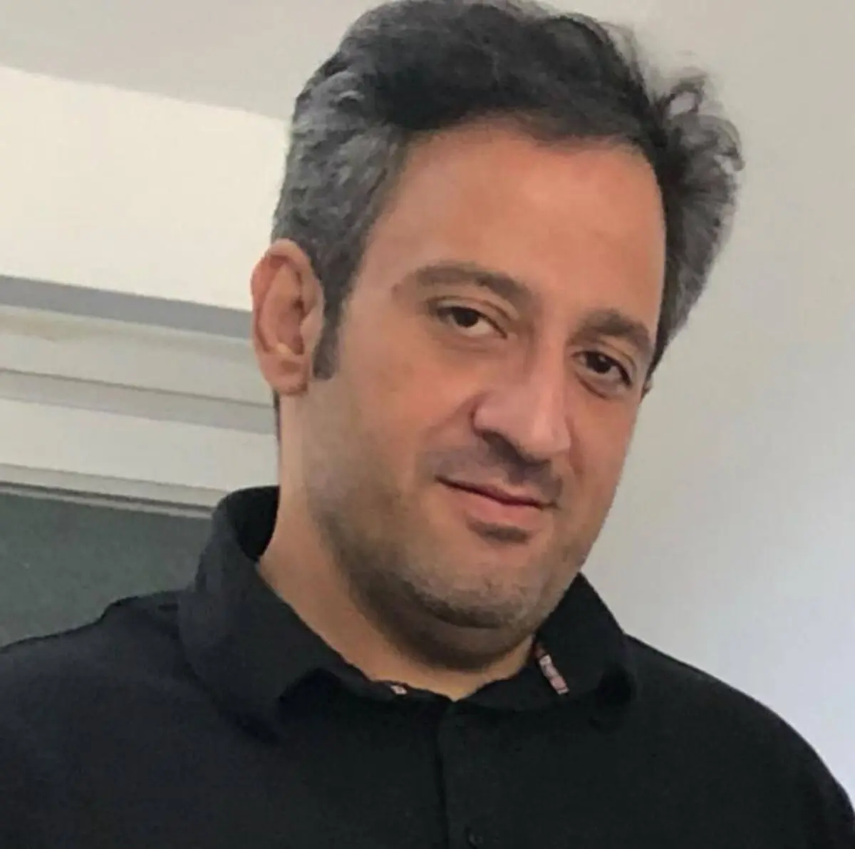 مهدی افشارنیک با قرار وثیقه‌ آزاد شد