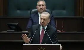 اردوغان به کردهای سوریه : سلاح خود را تحویل دهند یا با سلاح خود دفن خواهند شد/ کسانی برای رفتن بشار اسد عزا گرفته اند