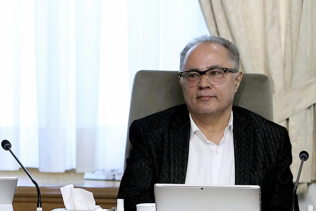 اولین حضور معاون پارلمانی رئیس جمهور در مجلس

