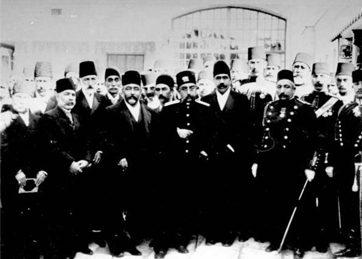 خواهر مظفرالدینشاه: هرکس رذلتر بود بیشتر مورد التفات بود