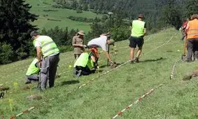 کشف ۴ قطعه ظرف تاریخی در چهارمحال و بختیاری