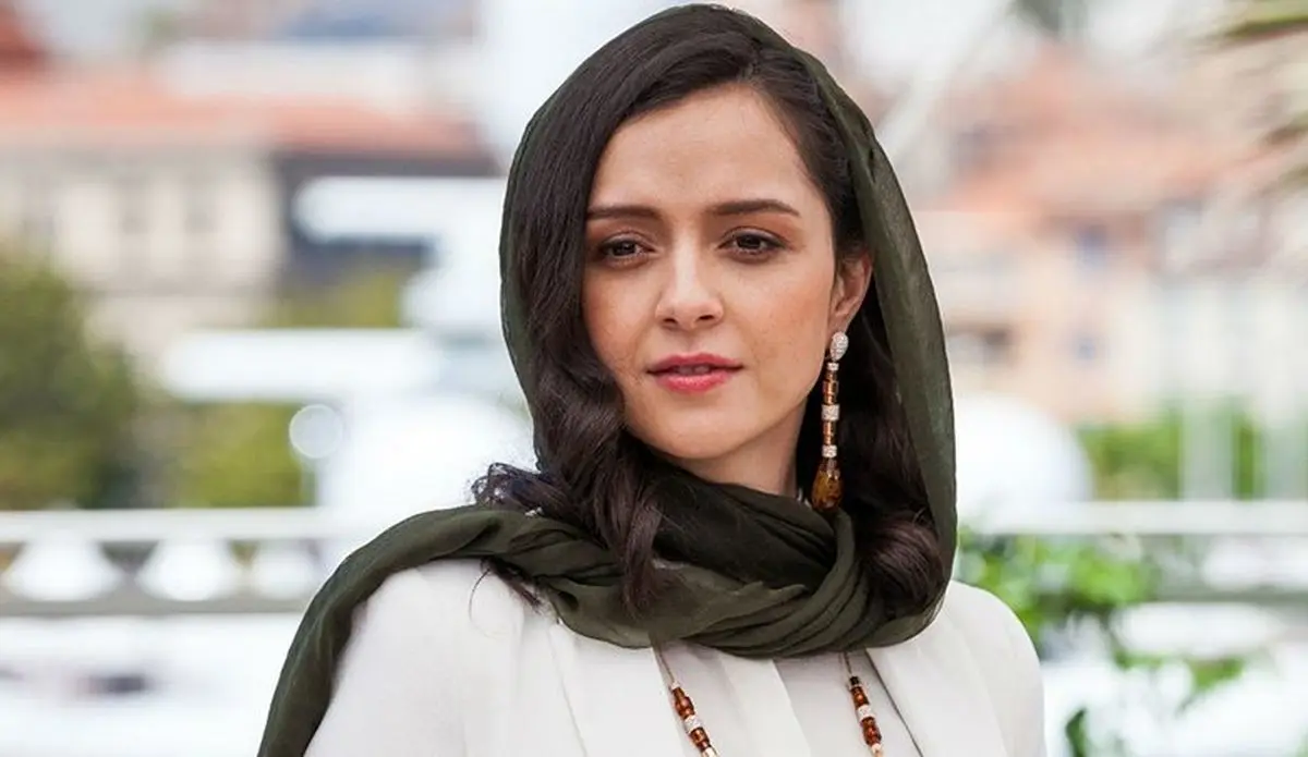 سفر در زمان؛ «ترانه علیدوستی» در ماه های نخست تولد روی دوش پدر؛ سال 1362 