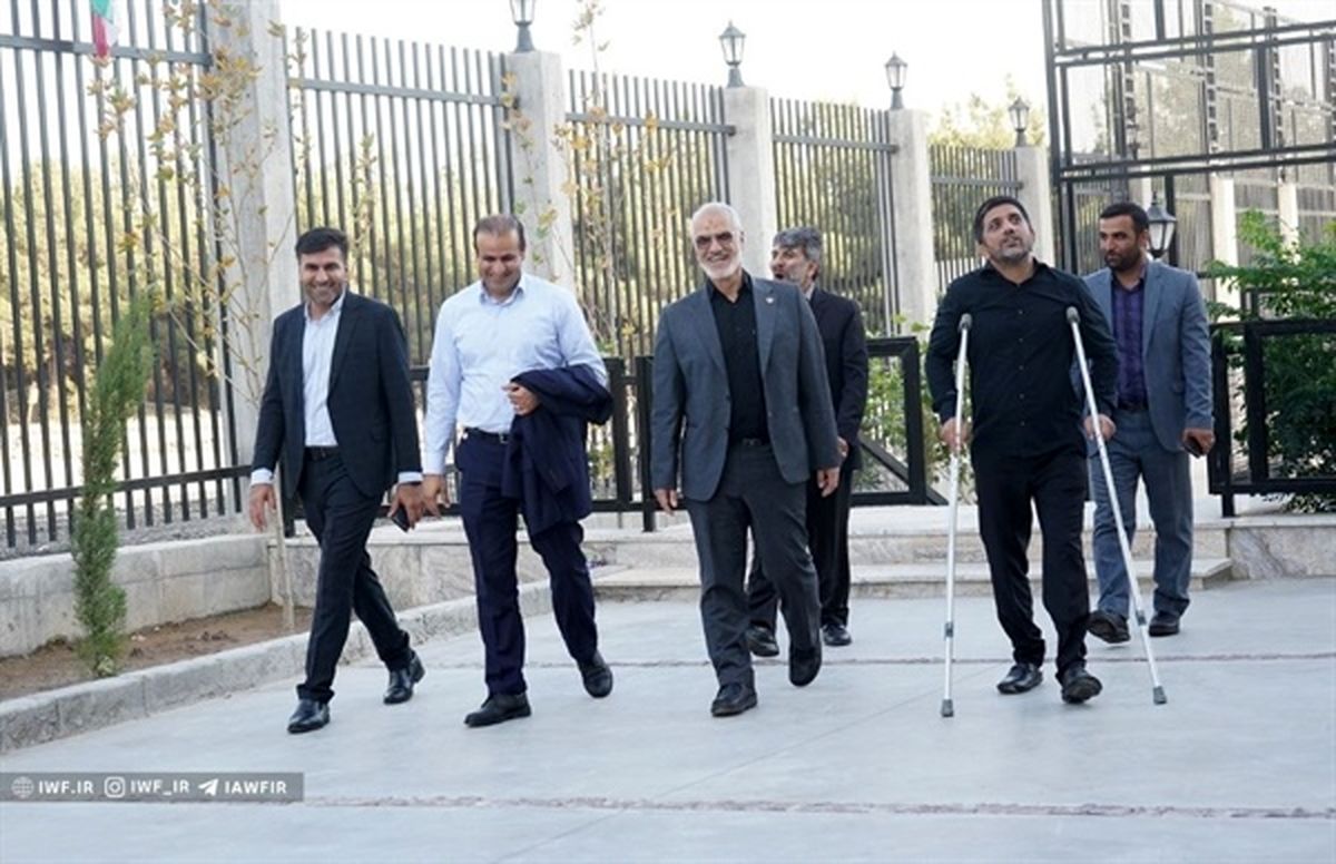 دیدار استاندار خوزستان با ملی پوشان کشتی فرنگی اعزامی به مسابقات جهانی بلگراد ۲۰۲۳