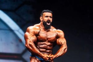 قدمزدنهای آرام «گرگ ایرانی» در دبی پس از نایبقهرمانی مسترالمپیا/ ویدئو