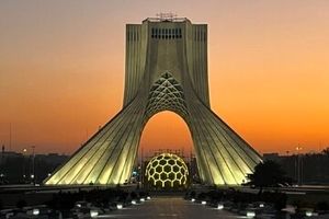روزنامه شهرداری : میدان آزادی جای مناسبی برای برگزاری کنسرت همایون شجریان نیست