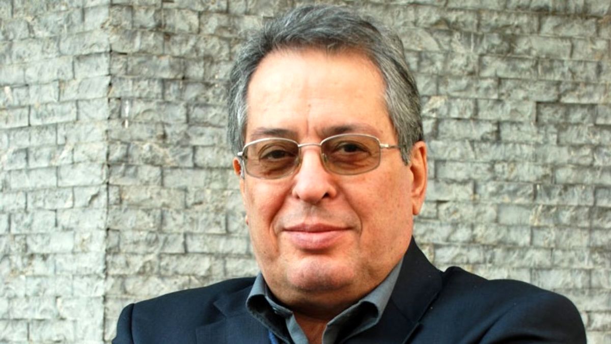 هوشنگ کامکار پس از عمل جراحی، فروغ فرخزاد زندهام کرد